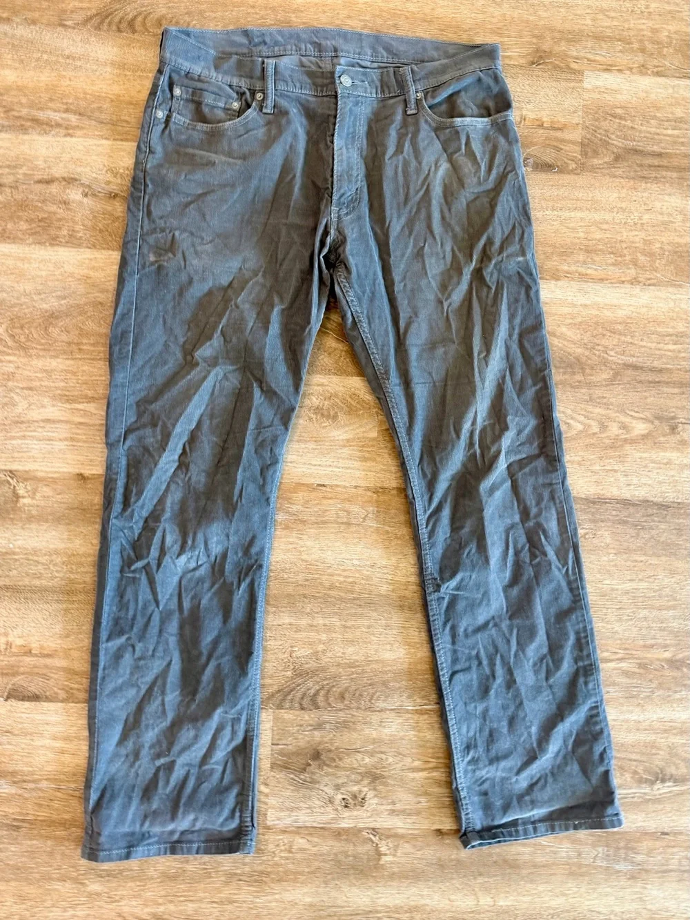 Levi’s 514 Corduroy Pants Gray Mens 36x32 Straight  9” Leg Openings